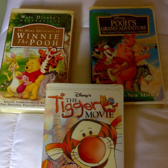 Disney Other - Winnie the Pooh and Tigger VHS movies